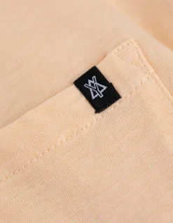 Chapter Young T-shirt - Borstzak - oranje Online