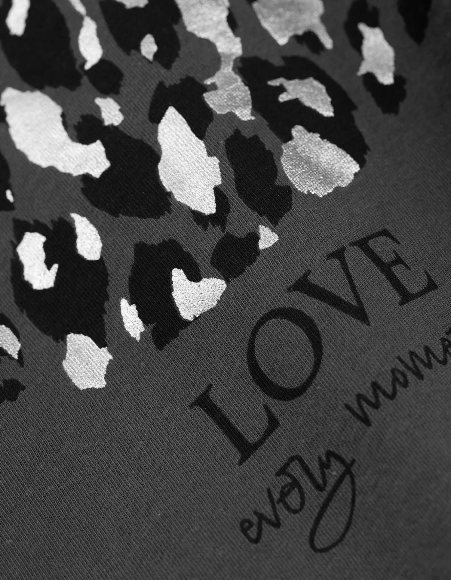 Ever Me T-shirt - Glitterprint - donkergrijs Fashion